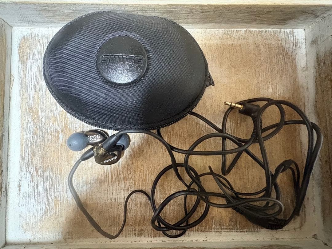SHURE SE535 有線イヤホン キャリングケース付き