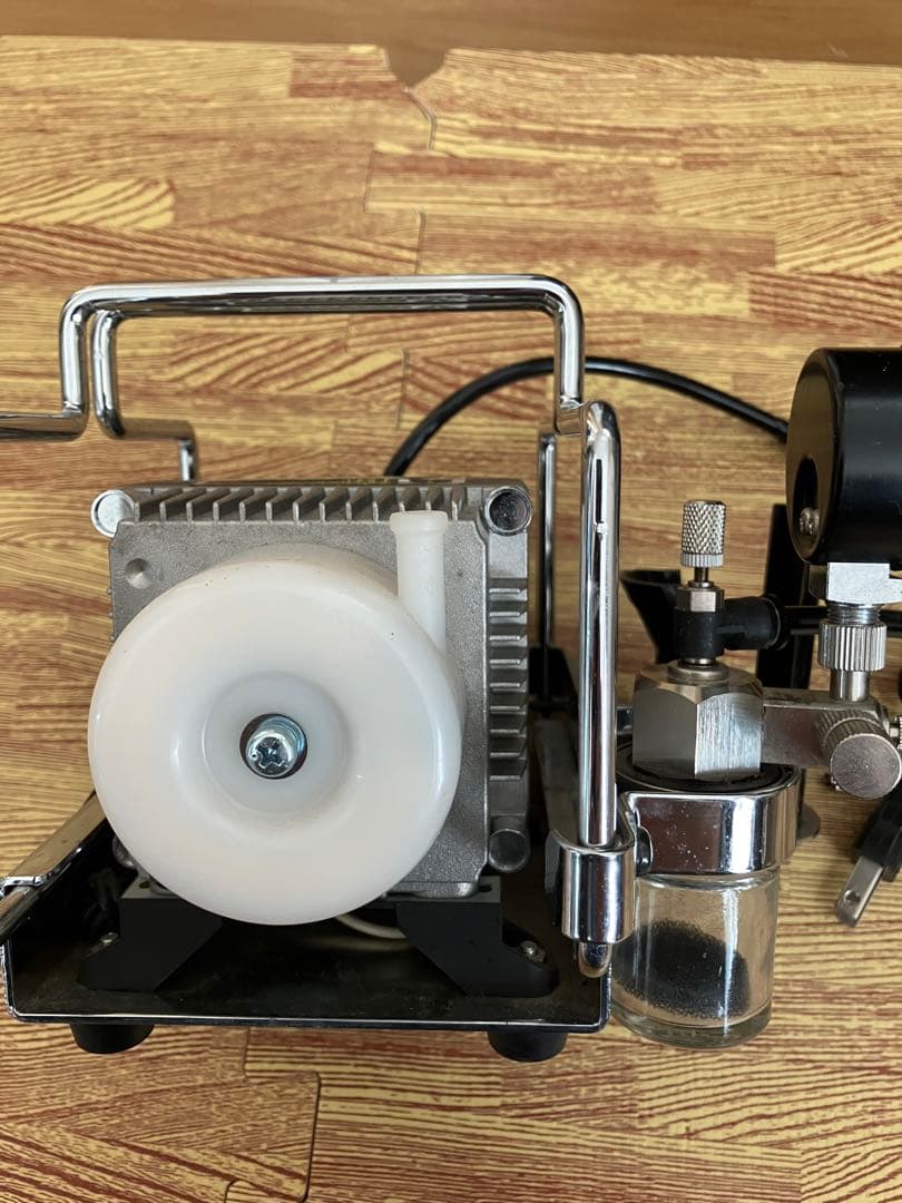 Mr.リニアコンプレッサーL5 エアレギュレーター2 エアブラシ付