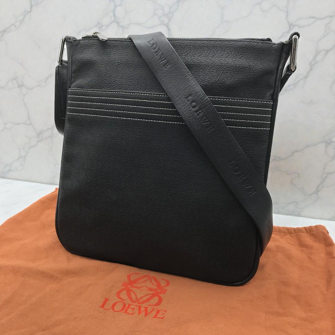 【極美品】LOEWE ロエベ リピートアナグラム ショルダーバッグ ボディバッグ