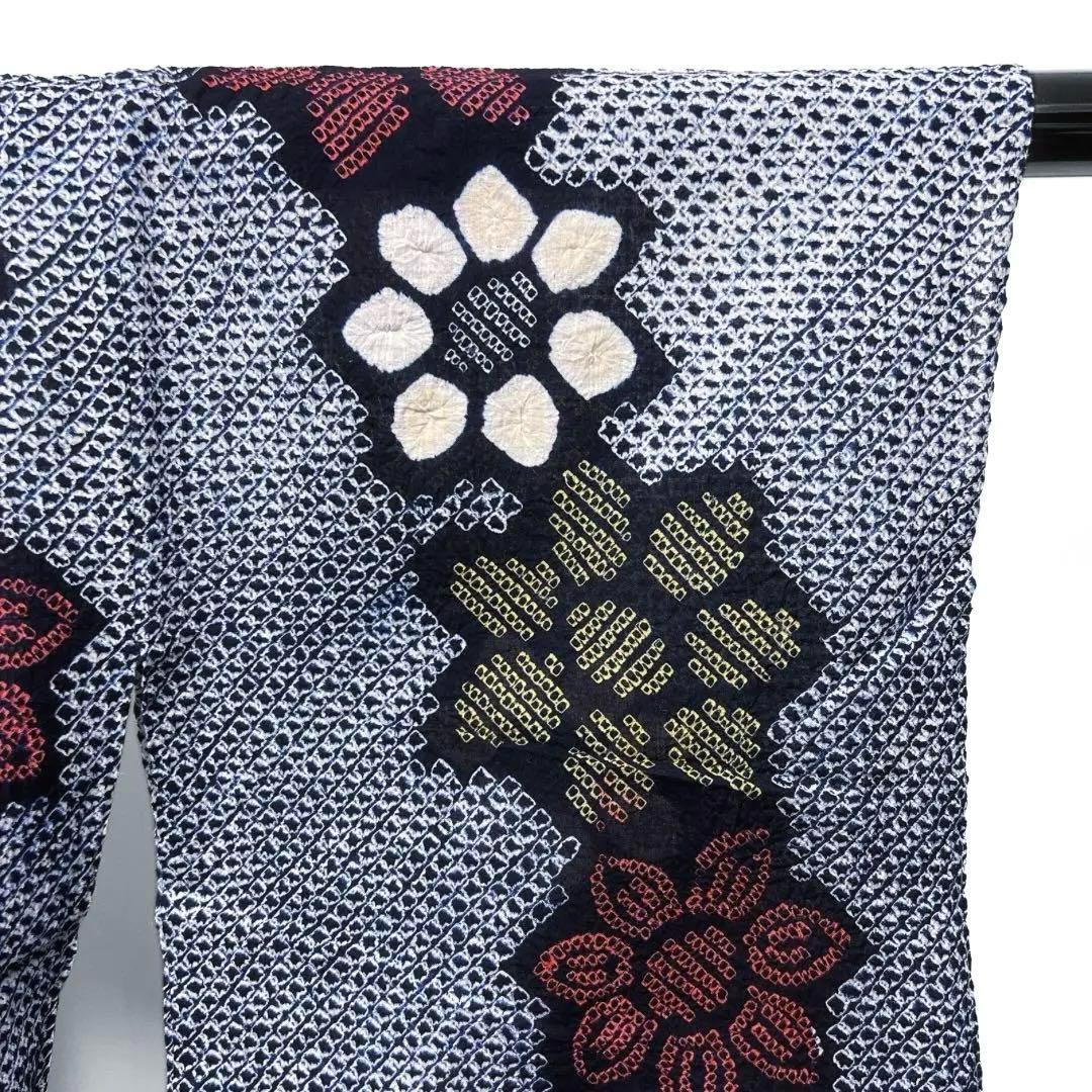浴衣　有松鳴海絞り　縦　花模様　ネイビー系　着物　054w d