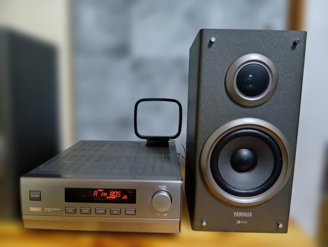 YAMAHA レシーバーアンプと２ウェイスピーカーのセット
