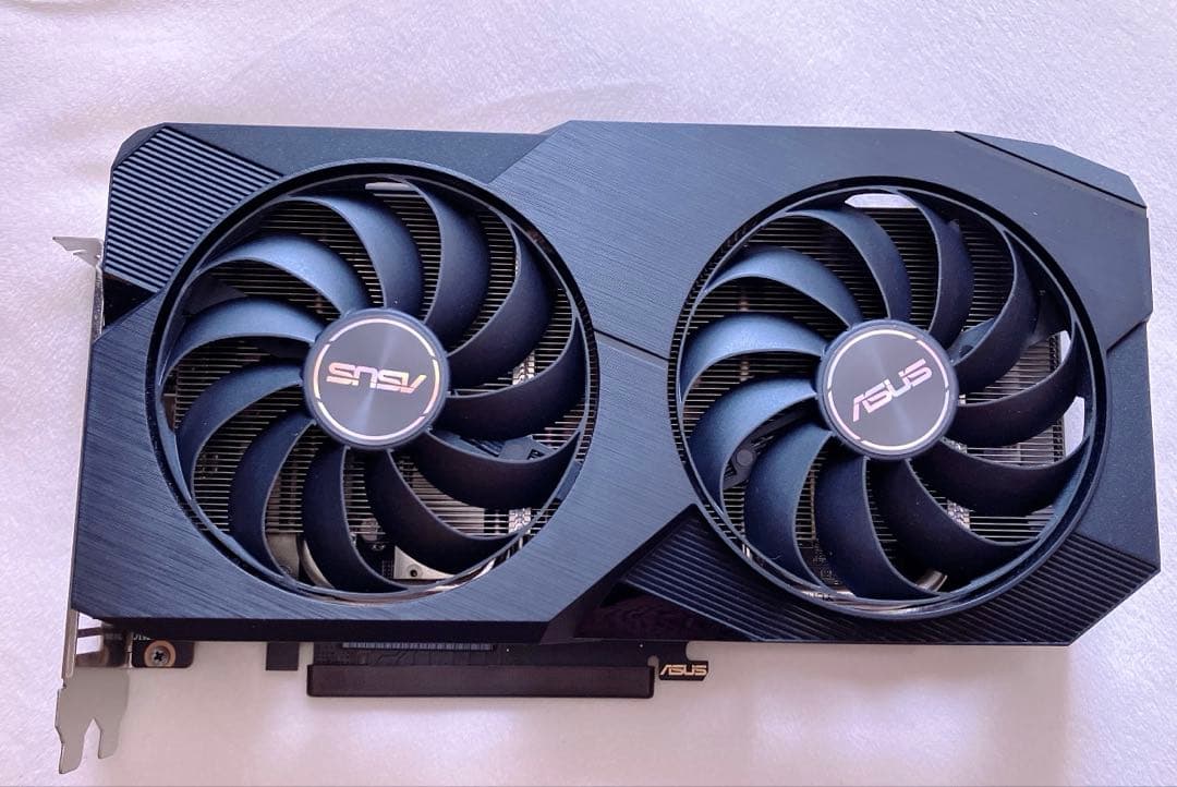ASUS TUF Gaming グラフィックボード　RX6600-8G-V2