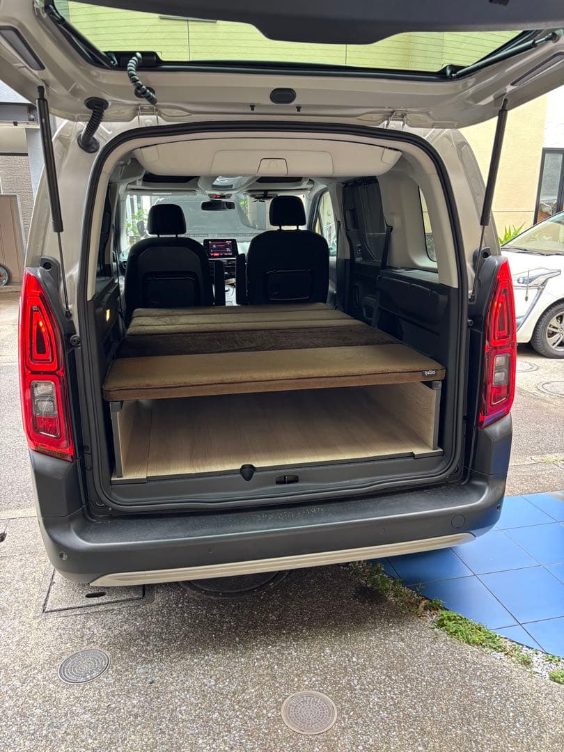 ベルランゴ、リフター純正agreベッドキットシステム【5人乗り用】