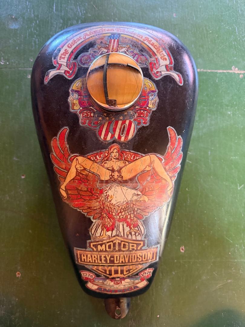 ハーレーダビッドソン ガソリンタンク　スポタン