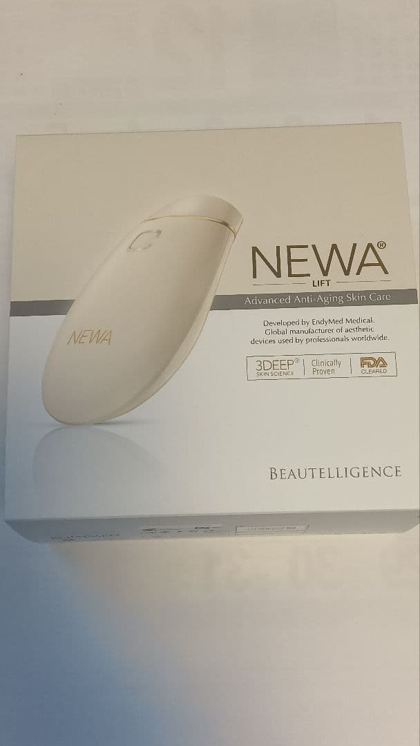 NEWAリフト　シャンパンゴールド