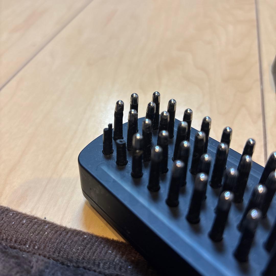 じ*꒱様 【ジャンク品】Brighte ELEKIBRUSH 美顔器