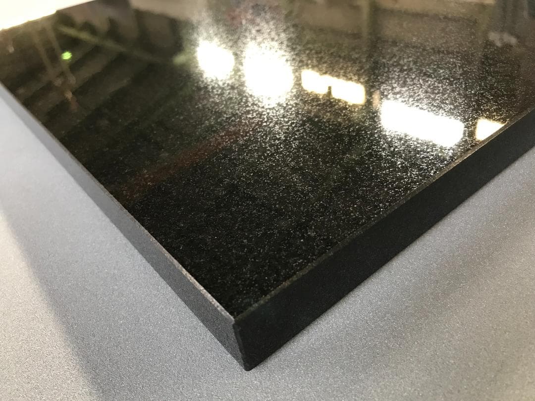 天然黒御影石　山西黒　オーディオボード　●400×400×20●　5面磨き　2枚