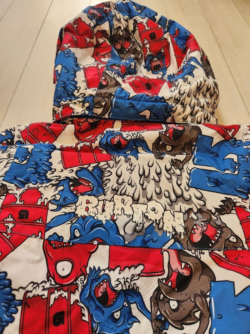 Rさま専用　BURTON キッズ モンスター柄スキーウェア つなぎ 4Tサイズ