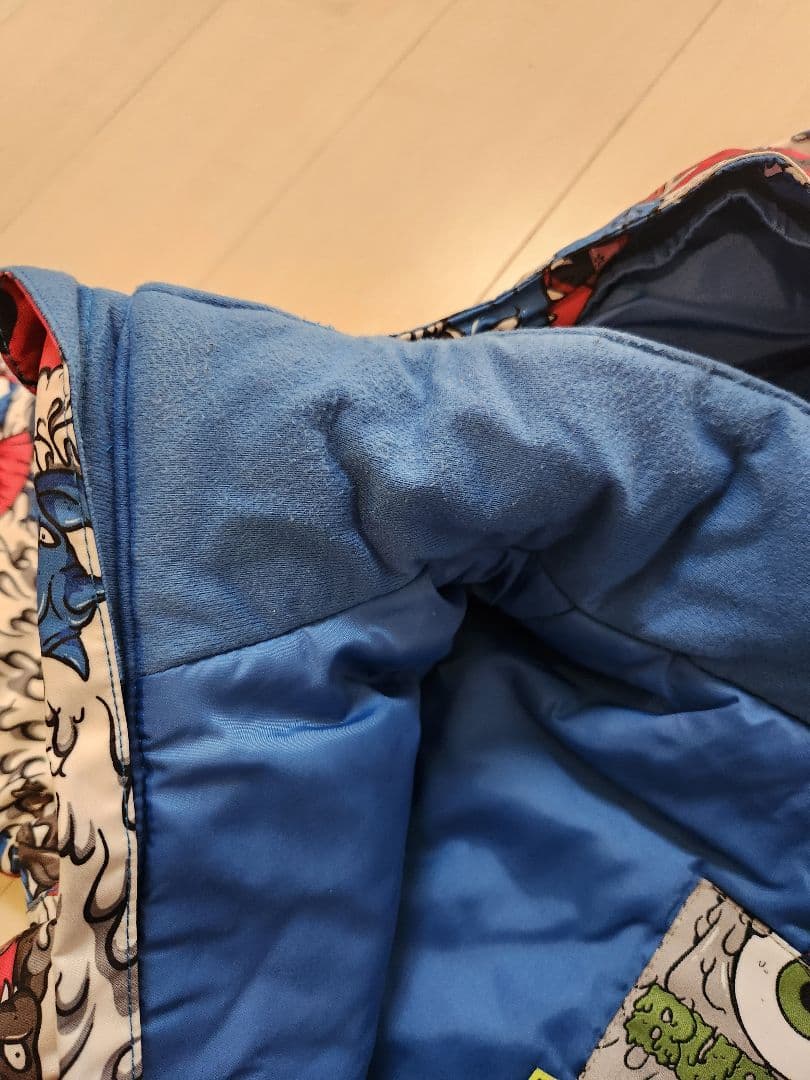 Rさま専用　BURTON キッズ モンスター柄スキーウェア つなぎ 4Tサイズ