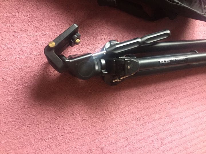 SLIK 製 三脚 pro仕様 水平器付き 全重量  7 kg