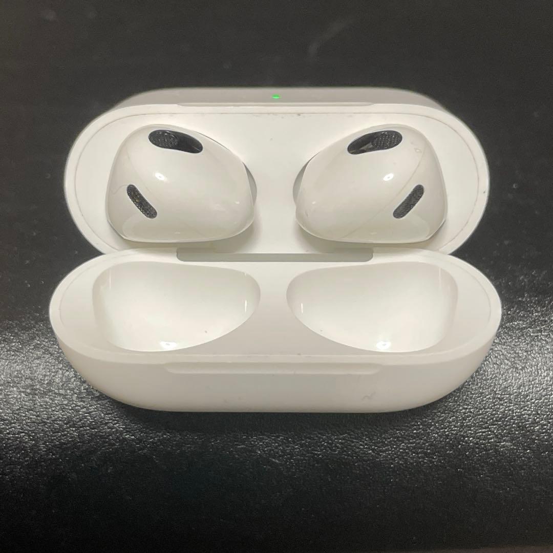 ★Apple AirPods 第3世代　A2564/A2565/A2566