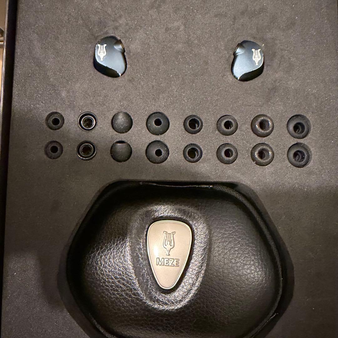 USED MEZE RAI PENTA イヤホン