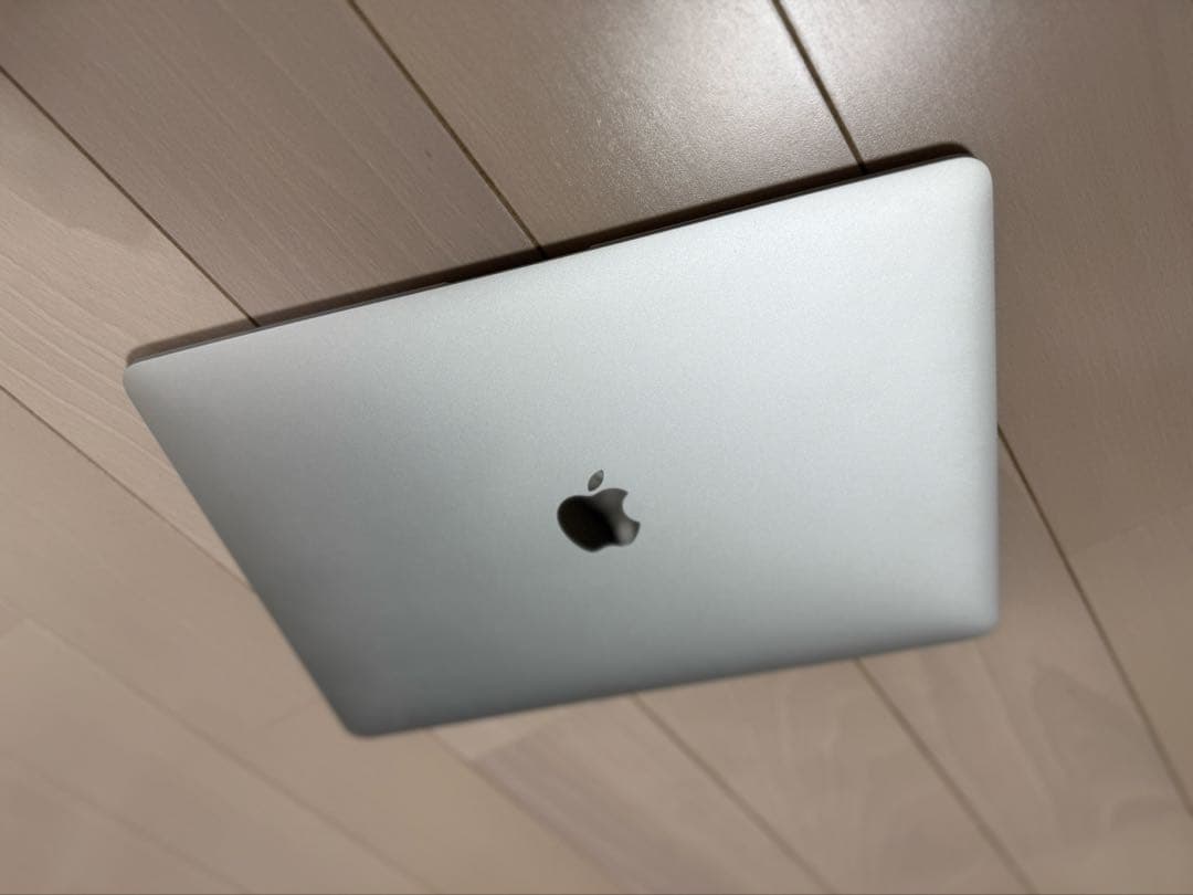 MacBook Air M1 256GB シルバー(箱無し)