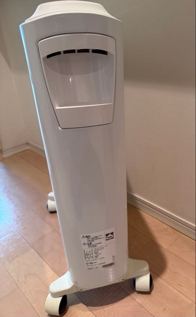 美品！デロンギ オイルヒータRHJ65L0915 箱　取説付き　キャスター付