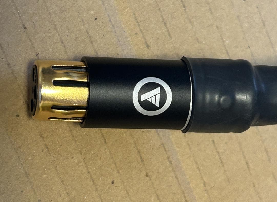 VIABLUE XLR端子　GE3.jpオーディオケーブル 0.8ｍ