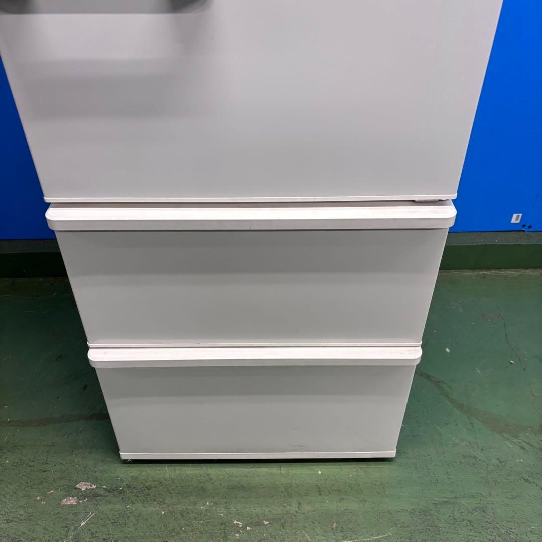 590 セット購入割有り　大型冷蔵庫　200L強　小型　一人暮らし　右開き