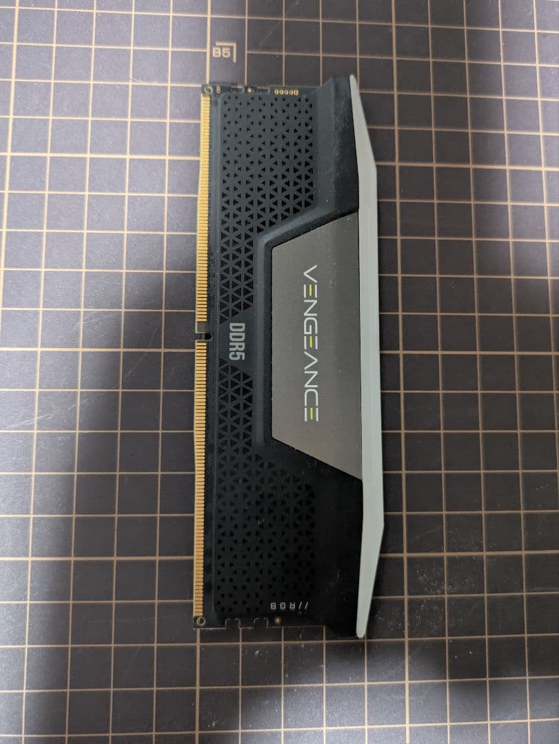 CORSAIR DDR5 6000MHz ARGB 16GB×1