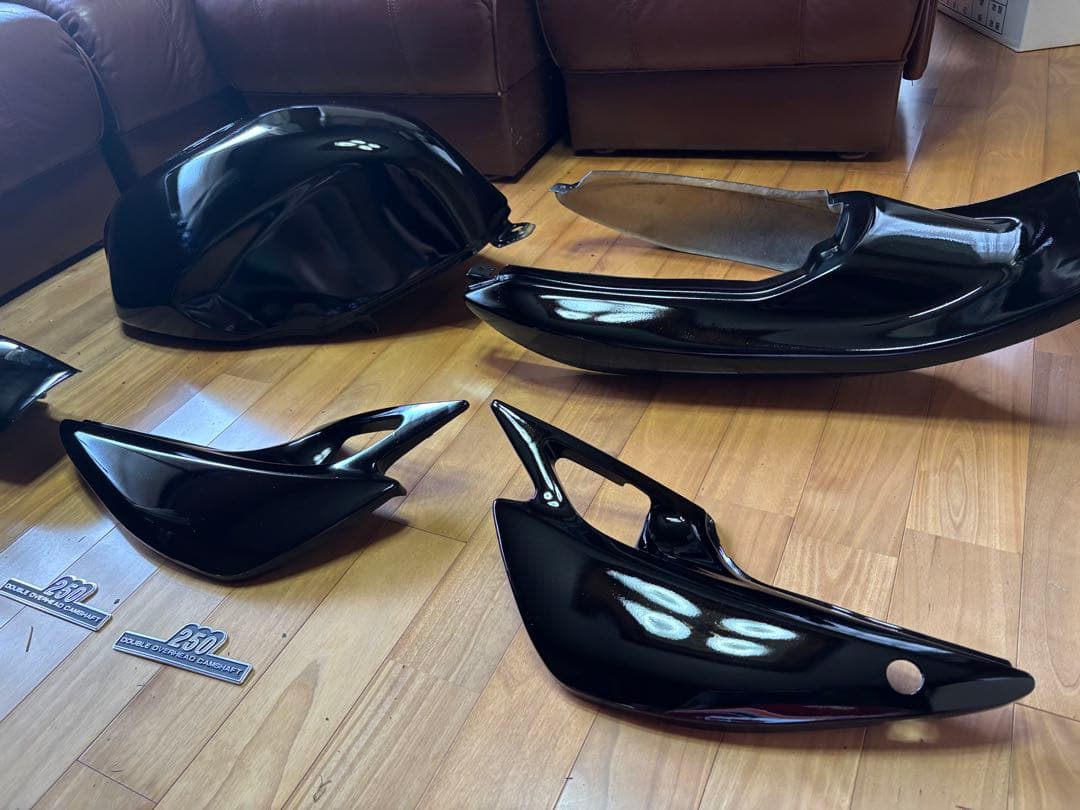 バリオス　2型　外装　ハネテール　 タンク　テール　サイドカバー