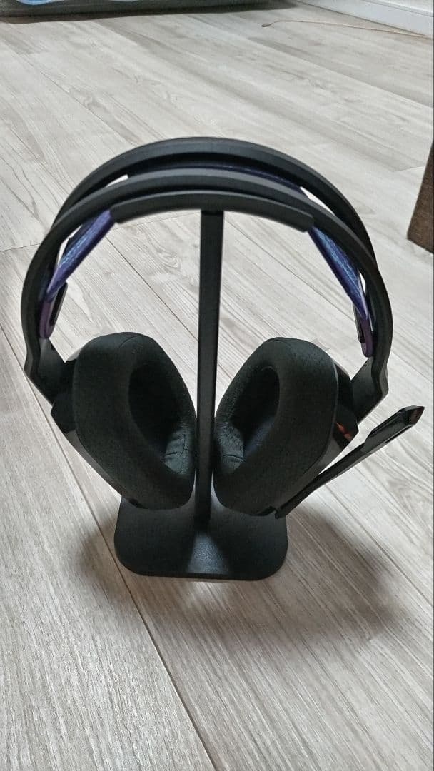 Logicool　G535 ワイヤレスゲーミングヘッドセット