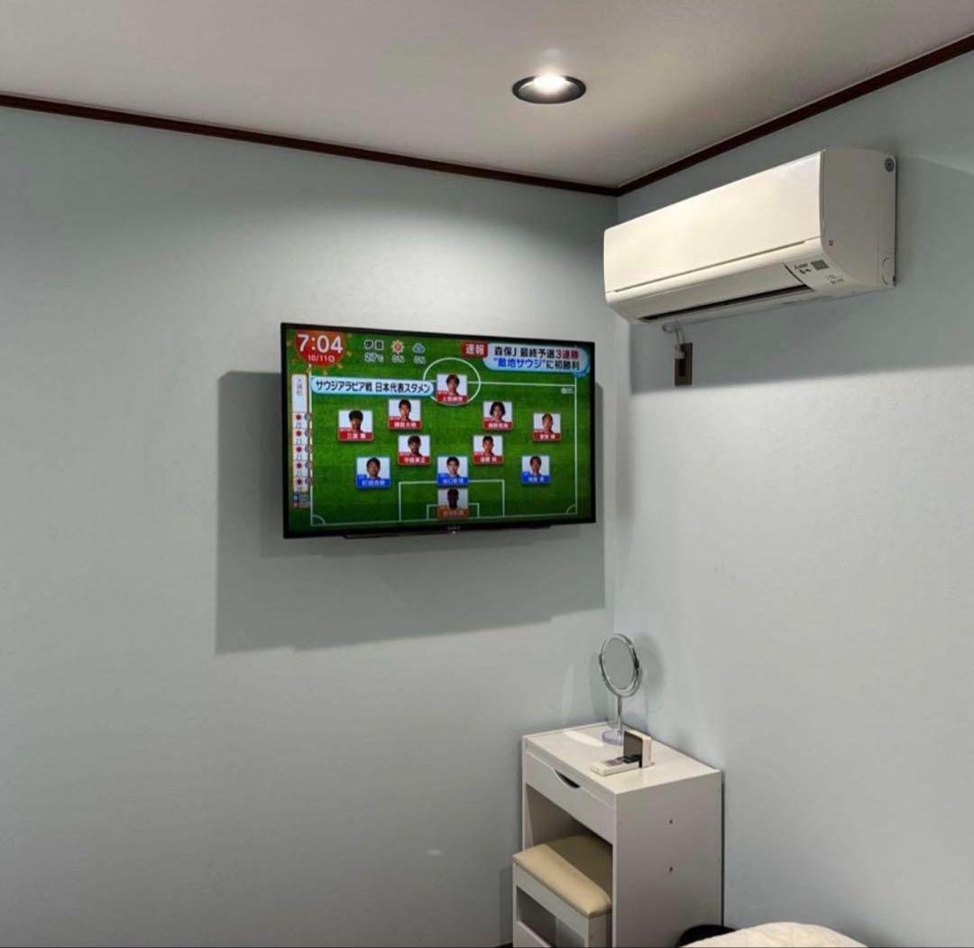 中古ソニー 43V型液晶TVフルハイビジョンKJ-43W730E 壁掛け設置のみ