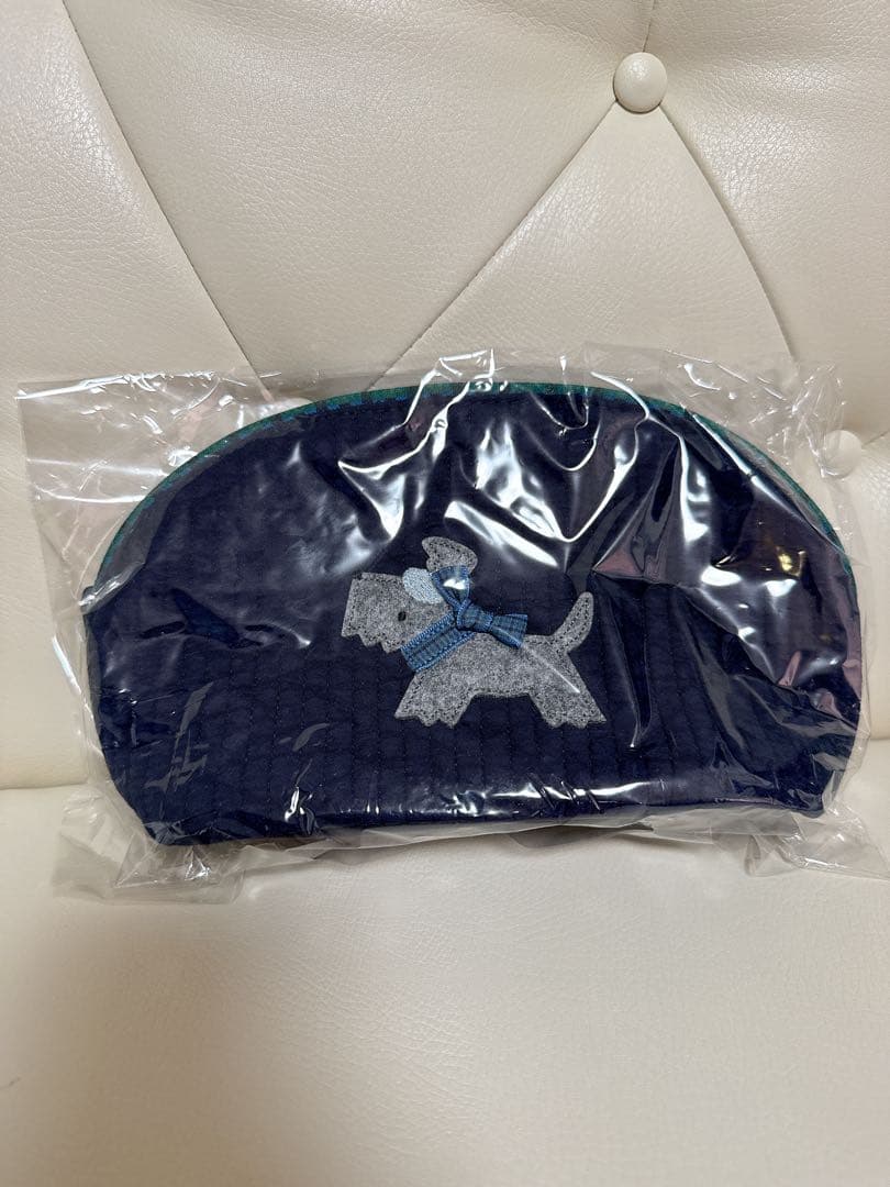 新品 未使用 familiar pionunnal コラボ ポーチ ネイビー