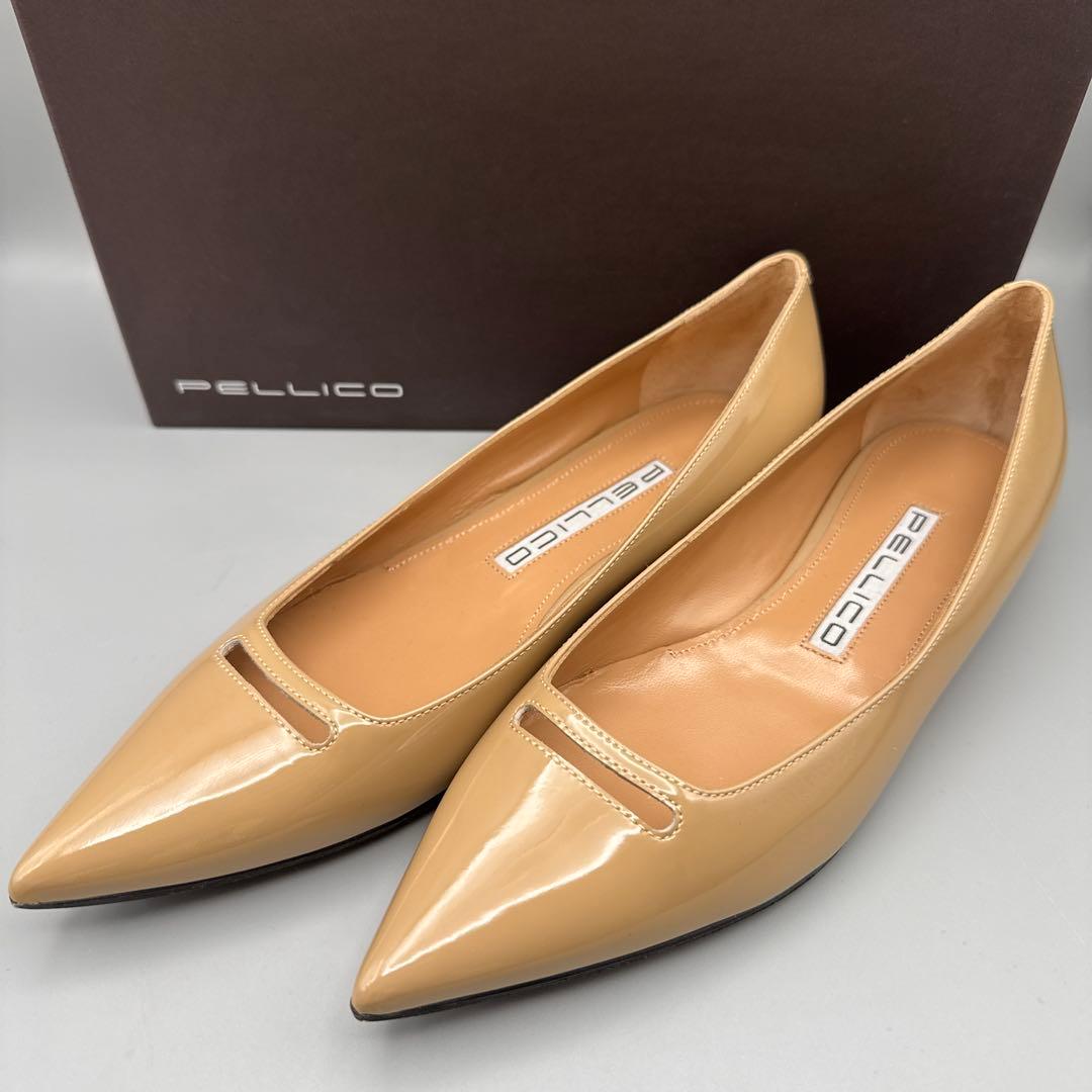 PELLICO ベージュ ポインテッドトゥ フラットシューズ 23.5cm