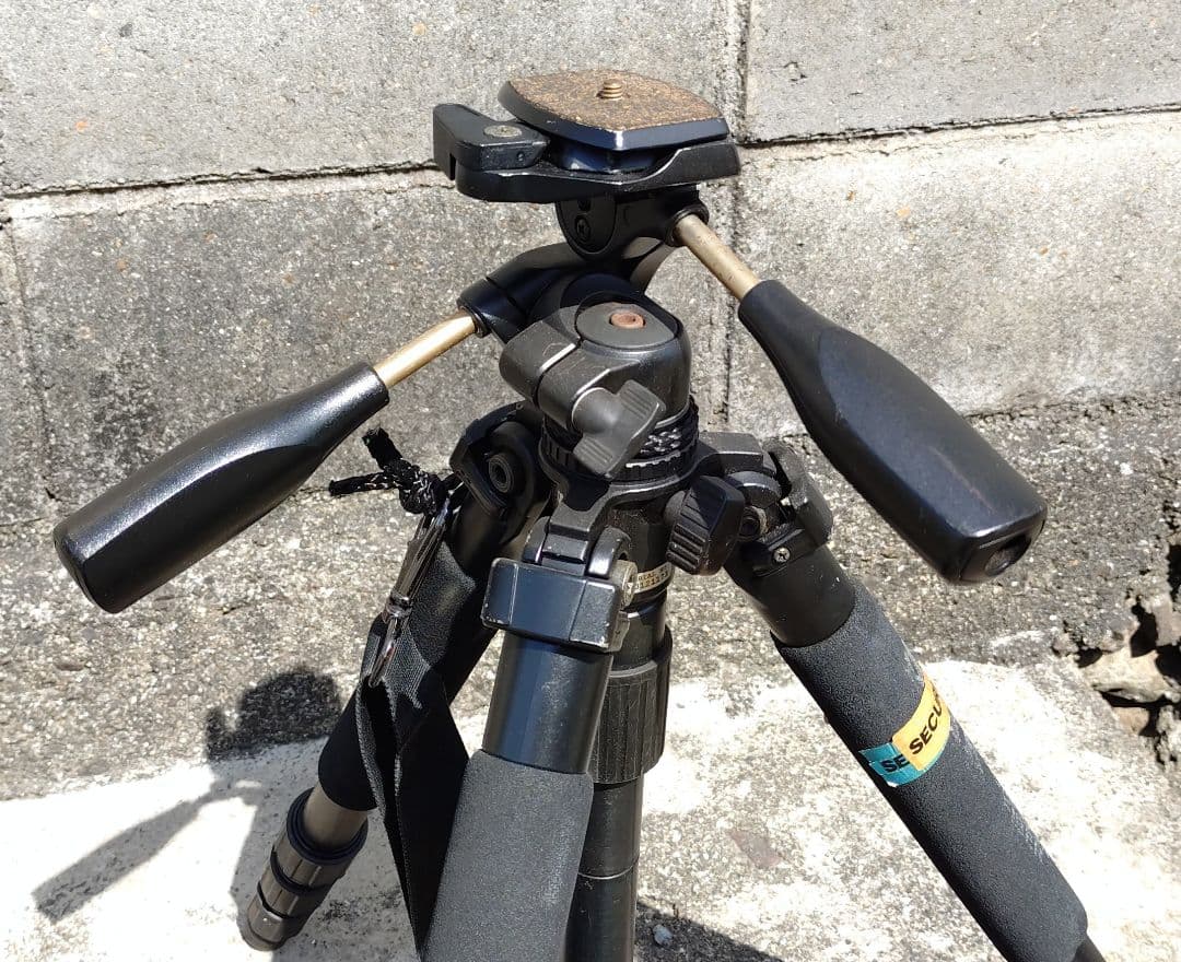 spkfmslf 【動作良好】SLIK CARBON814Limited