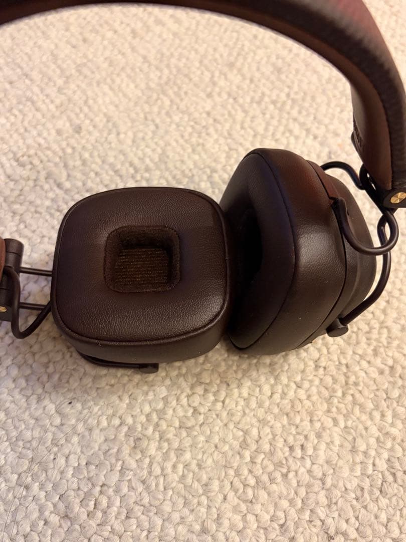 Marshall マーシャル　ヘッドフォン　Major Ⅴ ブラウン　ヘッドホン