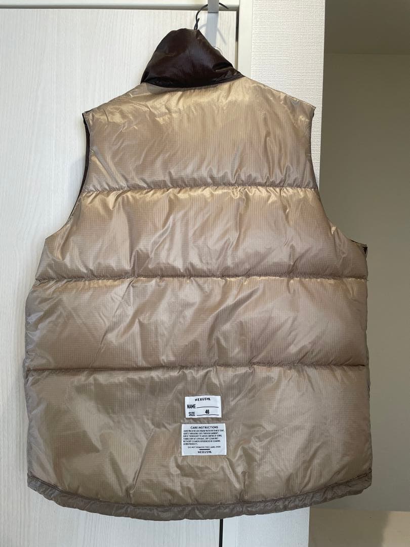 ネクサスセブン　nexusⅶ リバーシブルダウンベスト ベージュ/ブラウン