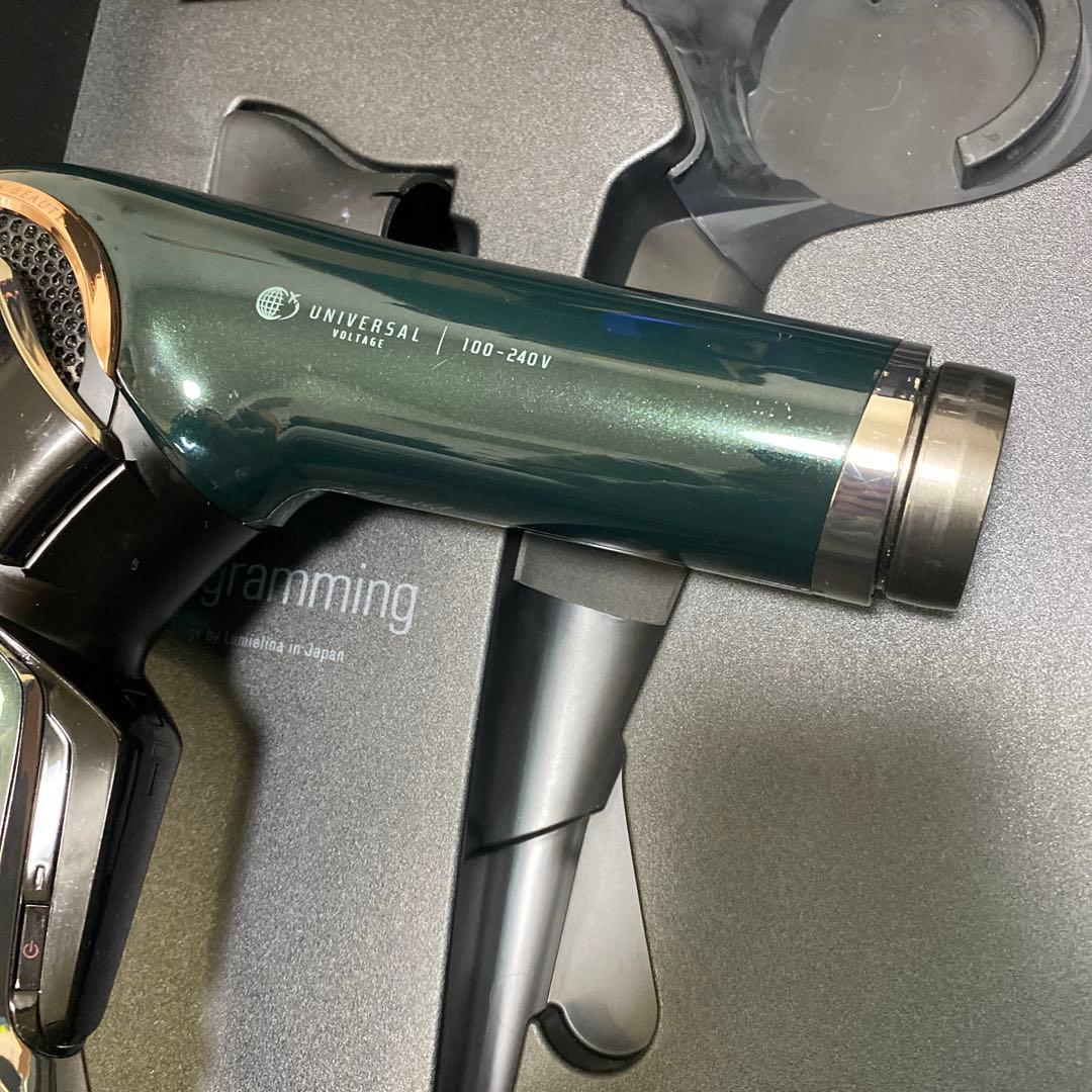 リュミエリーナ　レプロナイザー 7D plus ヘアビューロンヘアビューザー2