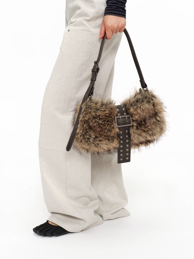 oinimiくまちゃん ふわふわ 腋下バッグ ワンショルダー 韓国カジュアル