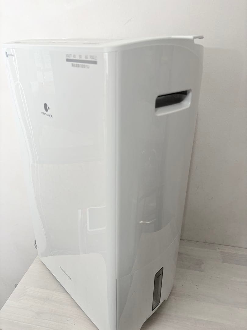 Panasonic 除湿機　22年　美品　F-YHVX120