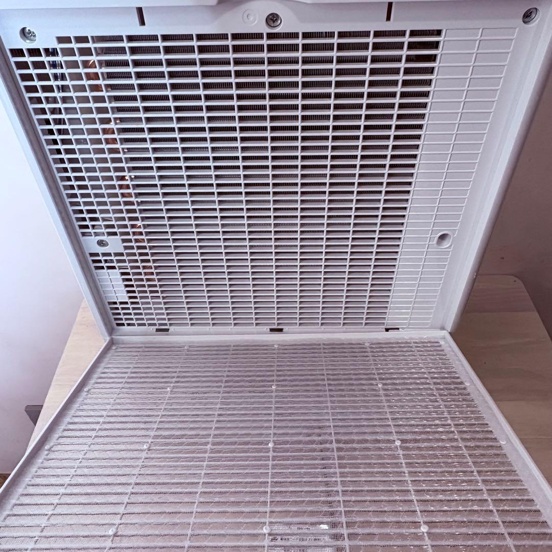 Panasonic 除湿機　22年　美品　F-YHVX120