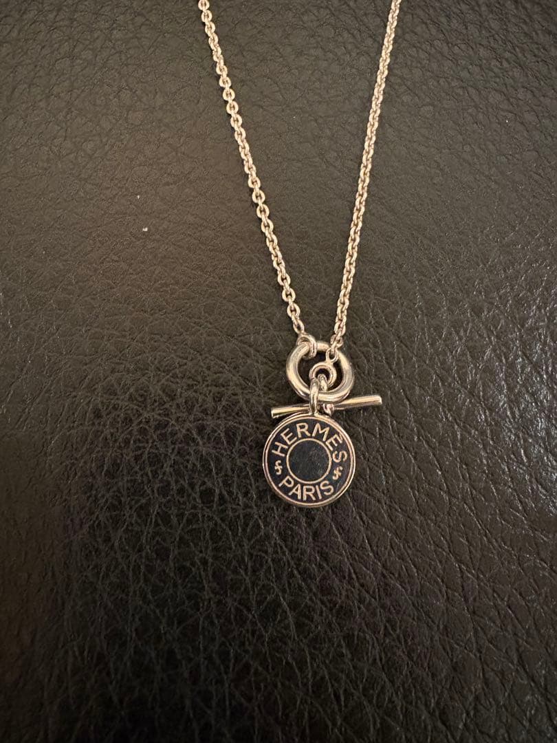 HERMES シルバー ネックレス ロゴチャーム　最終値下げ