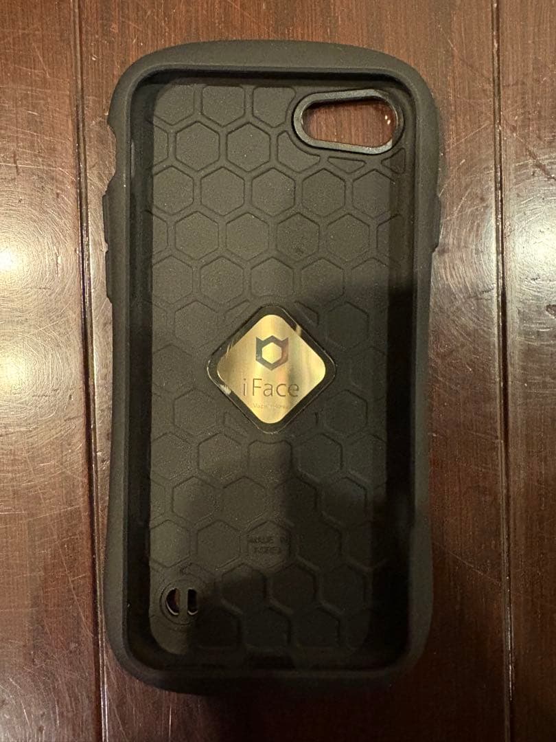 Masaki Wada　iPhone SE 第3世代美品　iPhoneSE