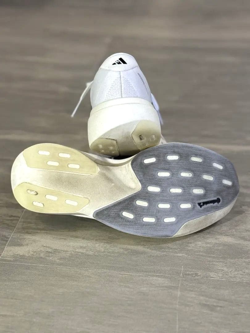 adidas Adizero EVO SL シューズ