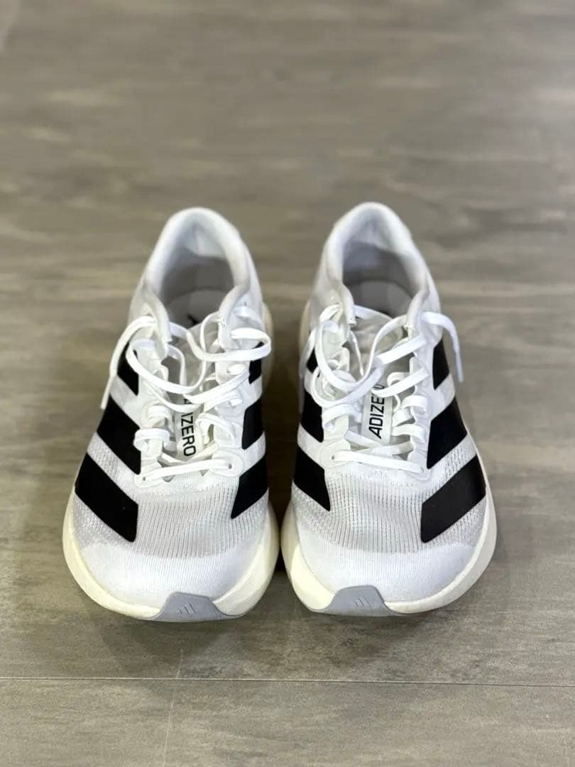 adidas Adizero EVO SL シューズ