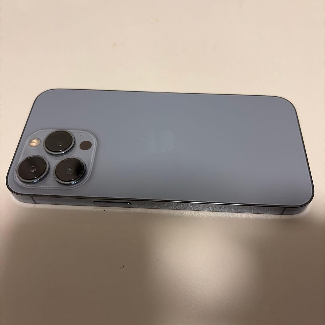 Apple iPhone 13 Pro シエラブルー