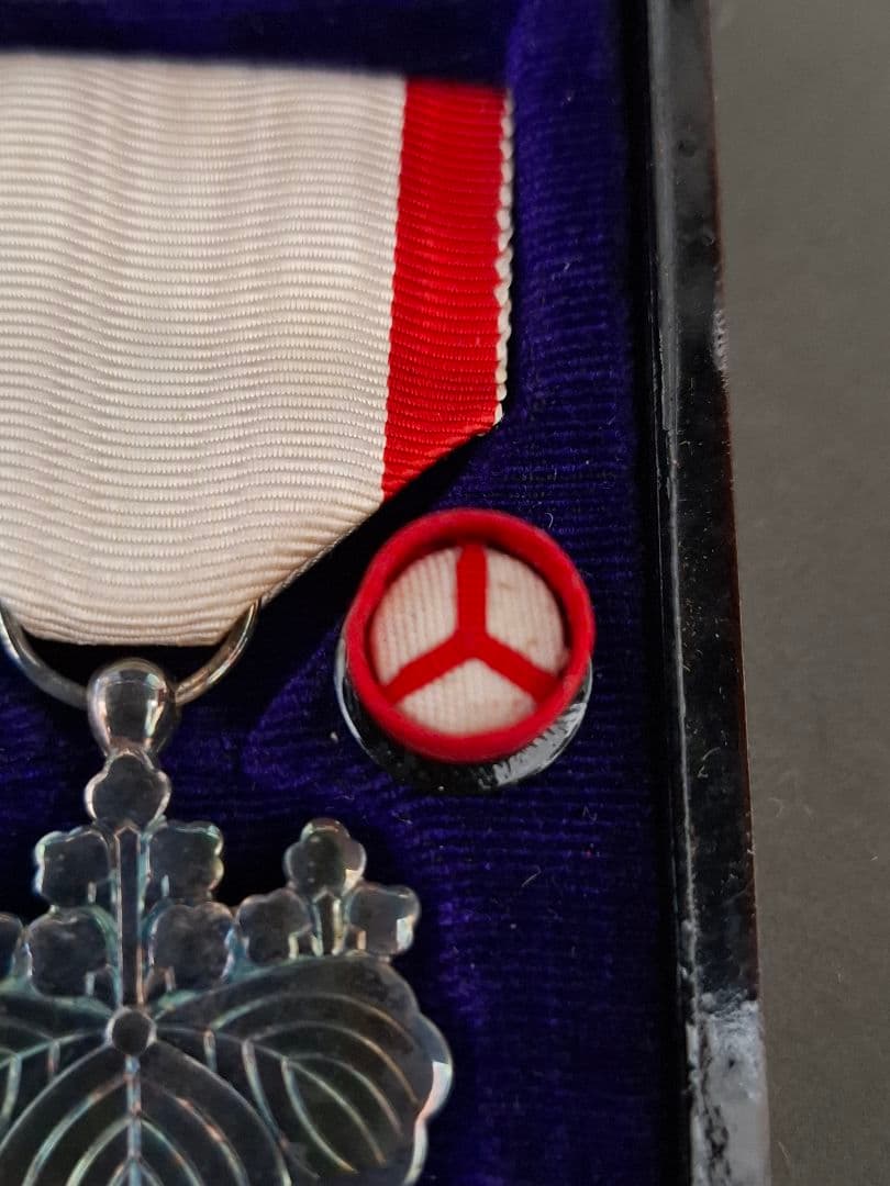 支那事変従軍記章　勲八等白色桐葉章　等　まとめ売り　状態良好