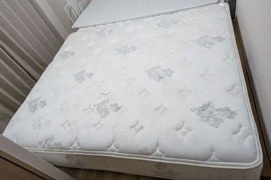 サータスイート ソフトスイート7.7 クイーンサイズ マットレス