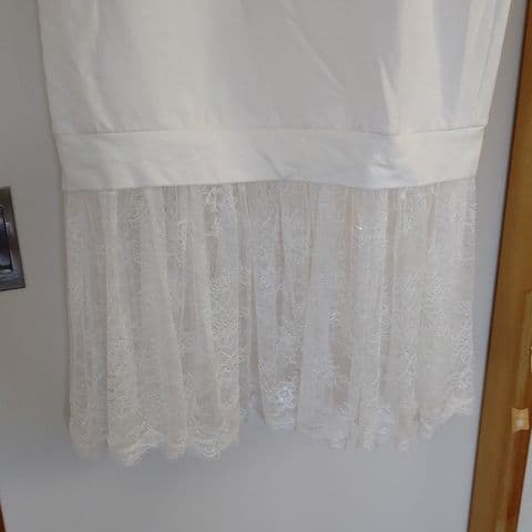 本日23時までセール、未使用エルマンノ シェルヴィーノのパーカーワンピース