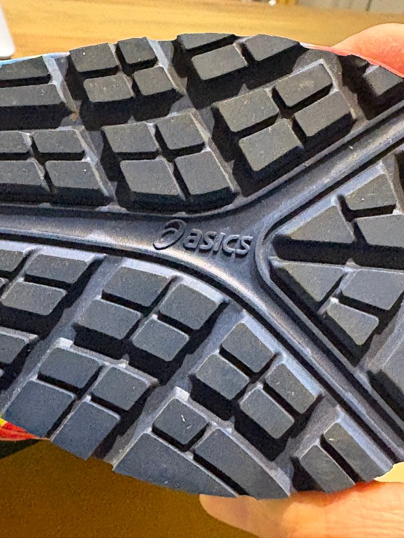 もーりっ。 アシックス 安全靴 24.0 ウィンジョブCP302