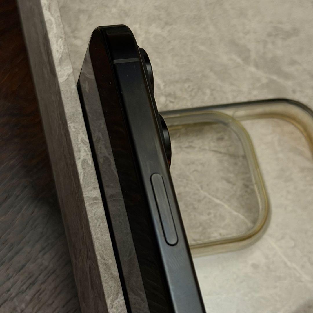 iPhone16Pro ブラックチタニウム128GB