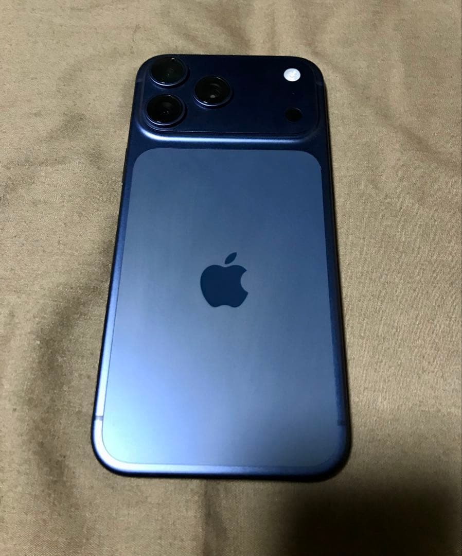 【割れあり】iPhone17 Pro Max 512GB