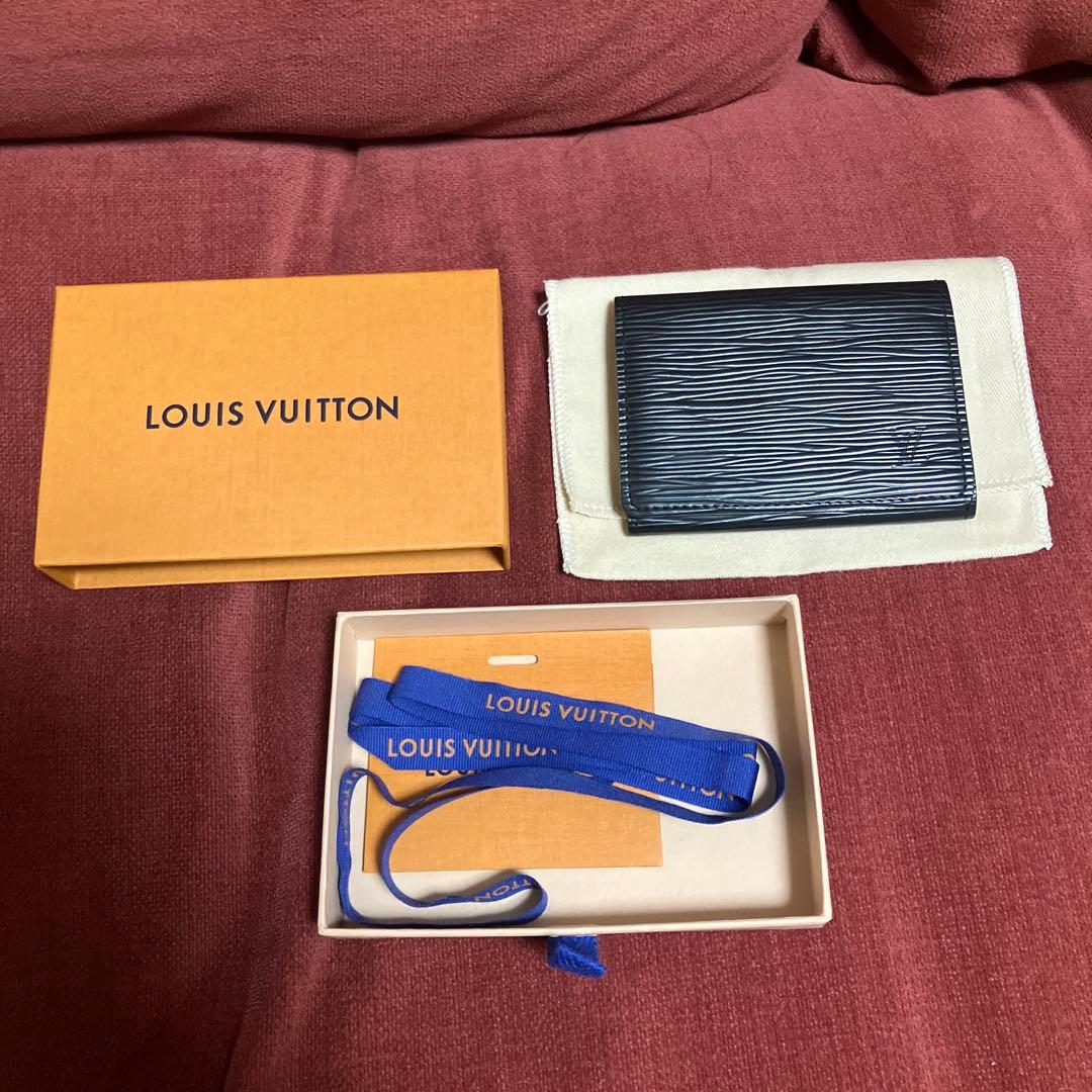 LOUIS VUITTON エピ 名刺入れ