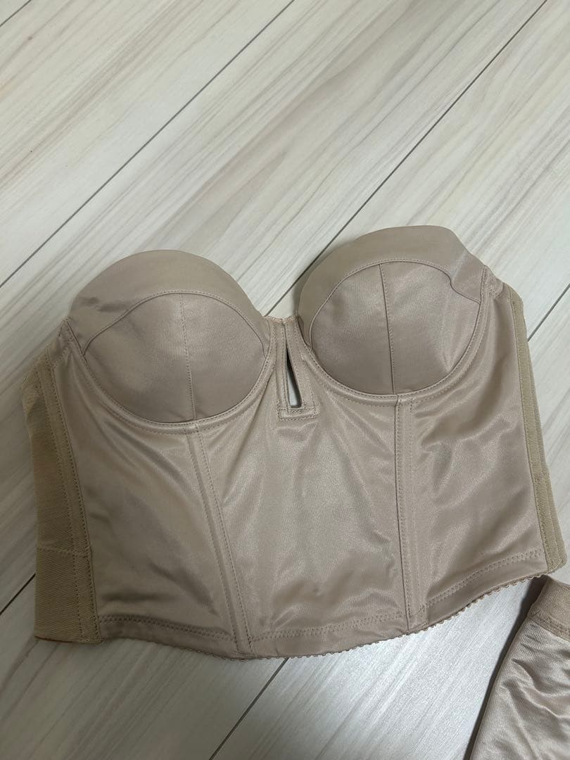 トリートドレッシング　ブライダルインナー