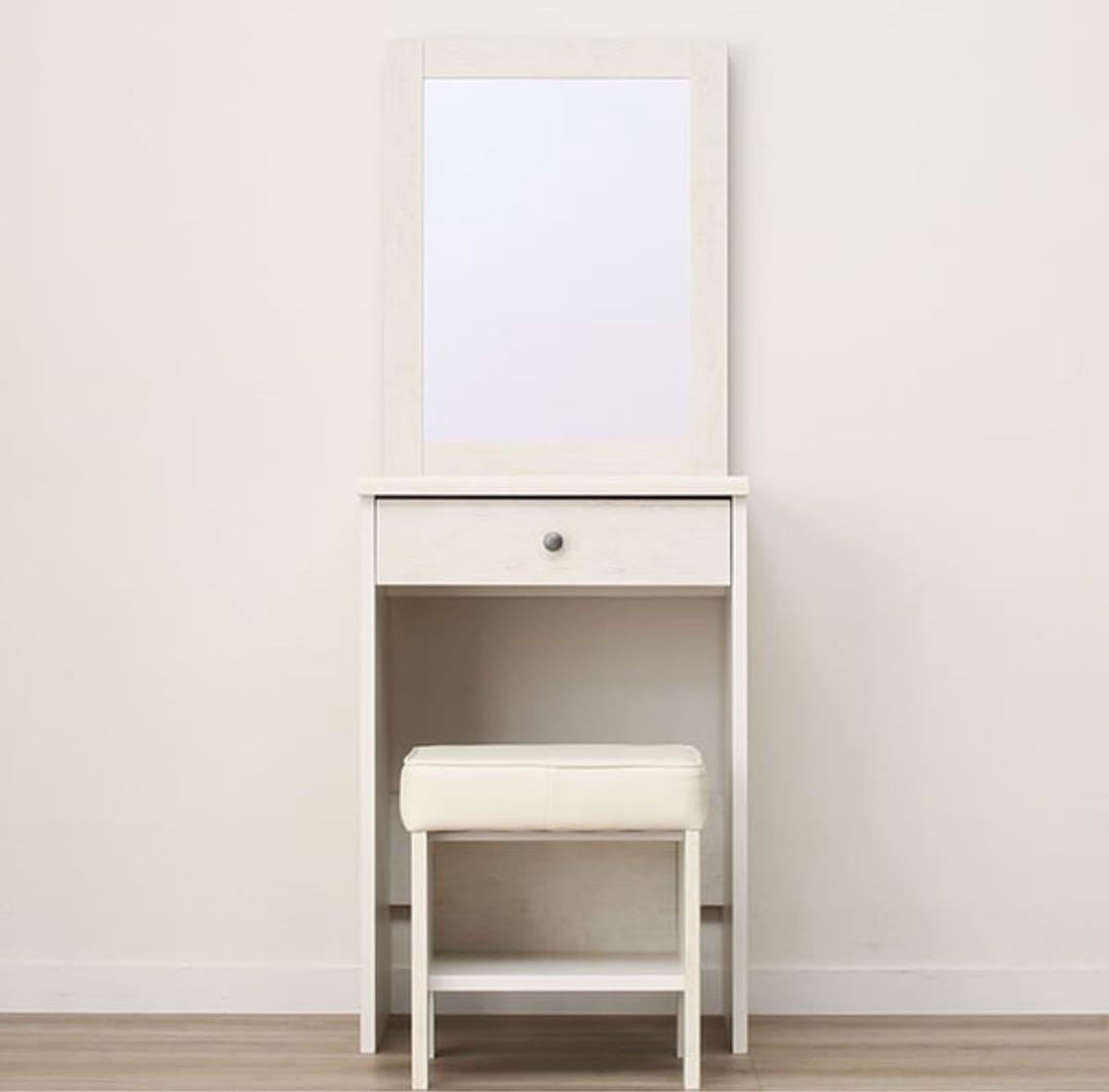 ホワイト ドレッサー(ニトリ) 1引き出し付き