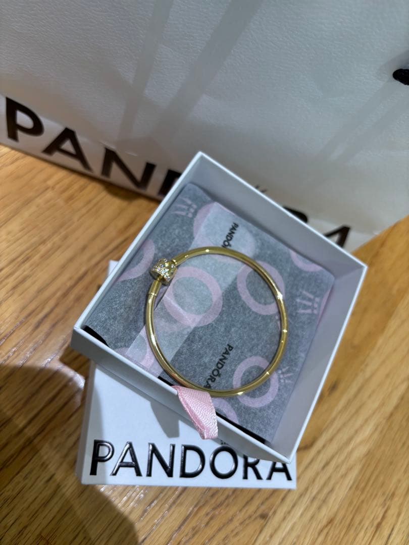 PANDORA 14Kゴールドプレーティング バングル　ブレスレット