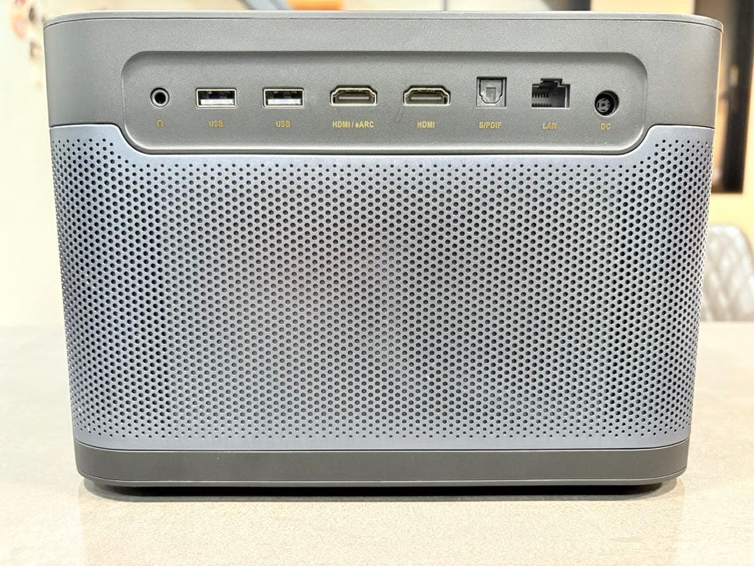 Dangbei Mars Pro 4Kプロジェクター本体