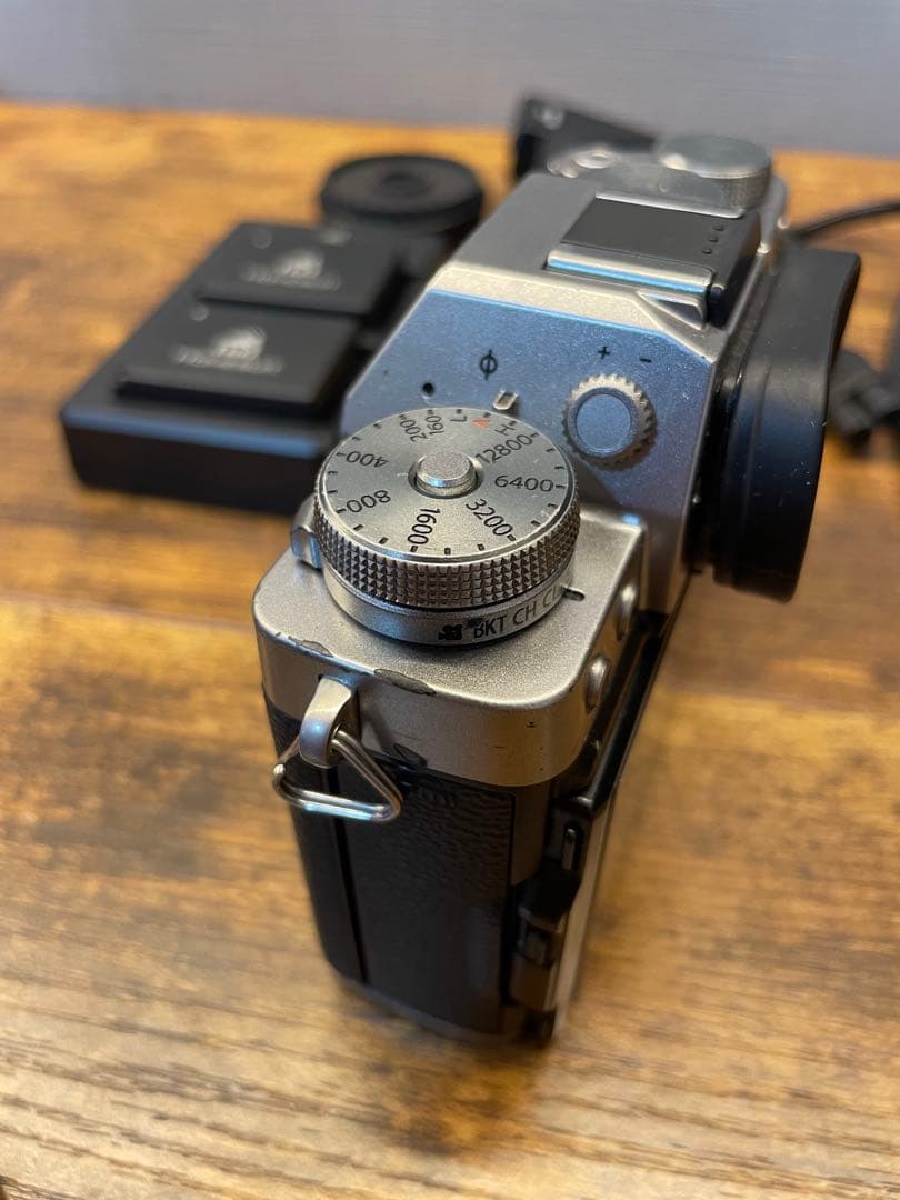 Fujifilm X-T3 ミラーレスカメラ 本体と付属品